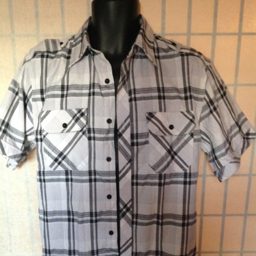 Black Laquer Men's Short Sleeve Button Down Shirt